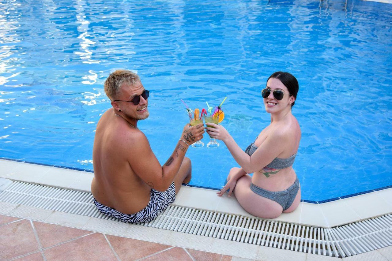 Belcehan Hotel Олудениз Экстерьер фото